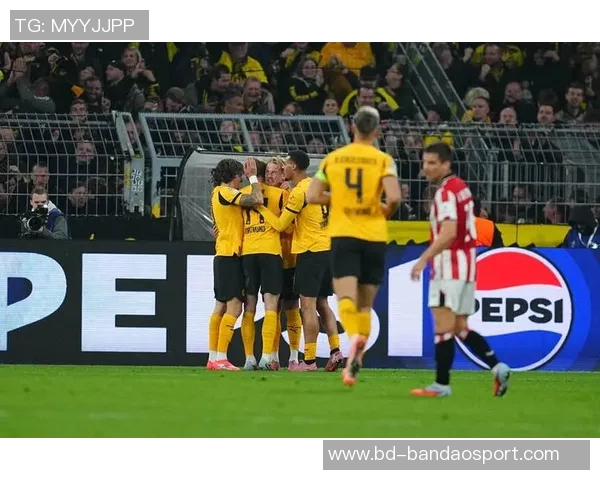 多特高层与球员一致认可吉拉西的进球能力助力球队胜利 多特高层与球员一致认可吉拉西的进球能力助力球队胜利