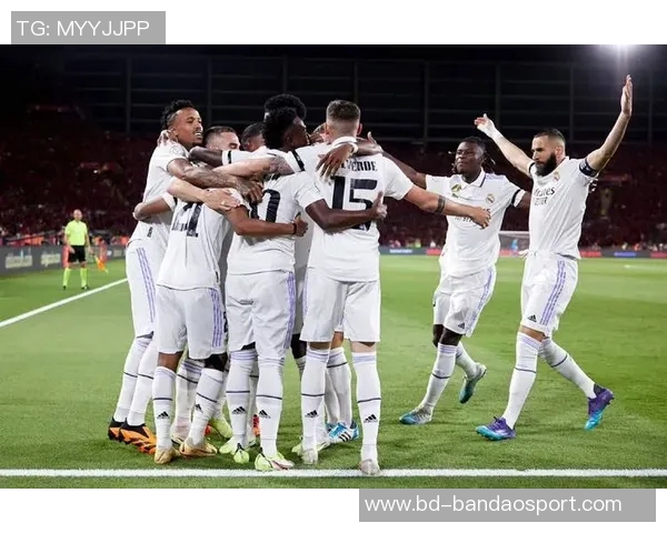 西甲第16轮赛程揭晓巴萨与奥萨苏纳对决皇马次日出战