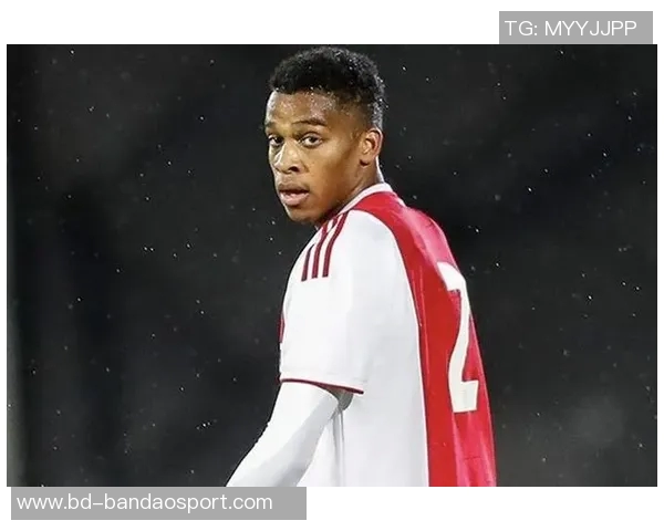 前曼联助教推荐昆滕廷伯称其实力不容小觑阿森纳应给予关注