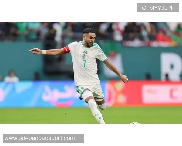 喜剧演员称马赫雷斯应向C罗学习提升职业素养与态度