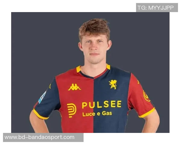 那不勒斯与梅努经纪人洽谈曼联考虑外租球员方案