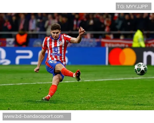 阿尔瓦雷斯本赛季为马竞贡献29球西甲排名第四表现抢眼