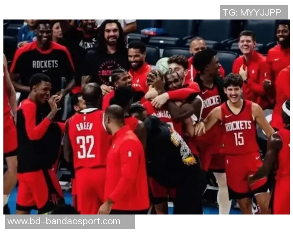 乌度卡称卡佩拉可胜任传统中锋角色与申京联手打造双塔阵容 乌度卡称卡佩拉可胜任传统中锋角色与申京联手打造双塔阵容