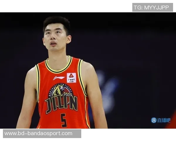 科内特全能表现致敬博尔特绝杀盖帽助球队获胜5分7板4助3帽正负值17