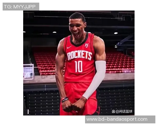 小贾巴里谈投篮进步与申京合作的显著成效 小贾巴里谈投篮进步与申京合作的显著成效