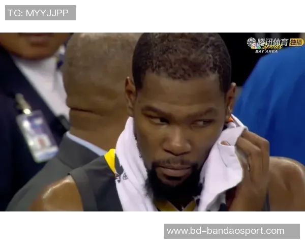 KD谈与球迷在推特对线的原因：快速宣泄与真实自我保持