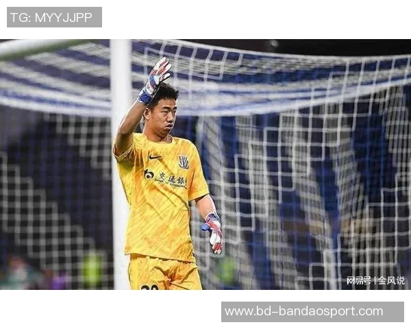 申花放走鲍亚雄无缘李昊引发连锁反应马镇或将接任门将位置