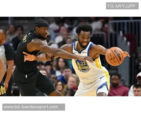 维金斯28分钟内遭遇6犯毕业表现低迷仅得12分三分球命中率不佳