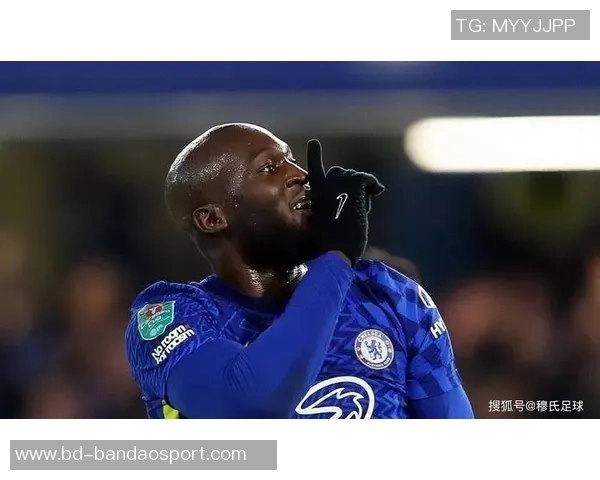 佩杜拉透露坎塞洛薪资情况国米报价仅为250万至300万欧元 佩杜拉透露坎塞洛薪资情况国米报价仅为250万至300万欧元